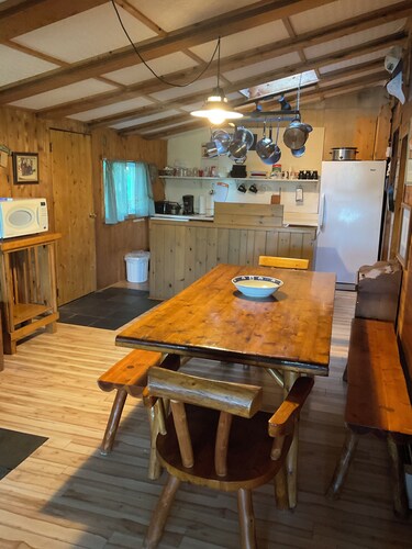 Main Lodge Mac’s Camp