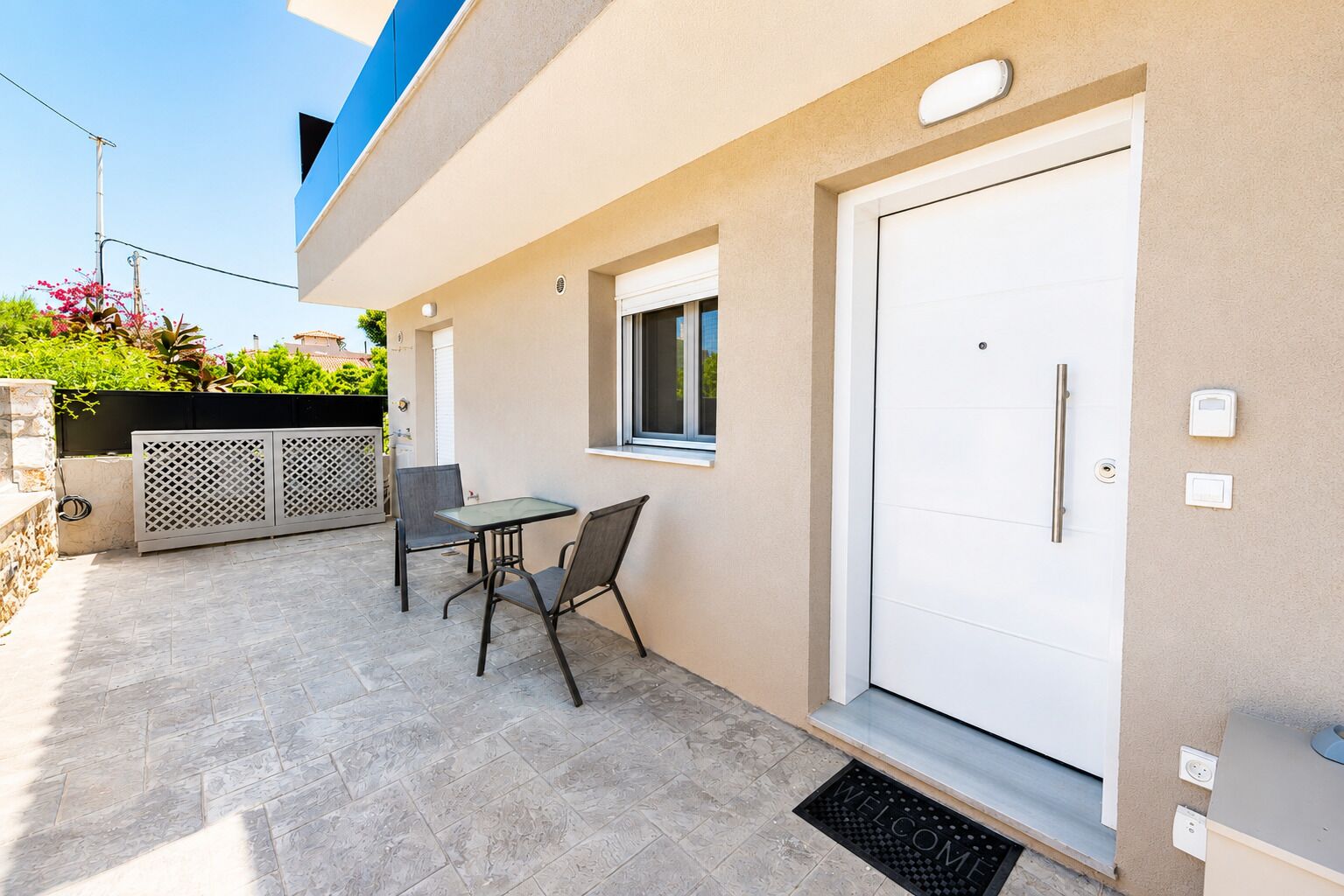 Deluxe Apartment, Ground Floor | Outdoor dining