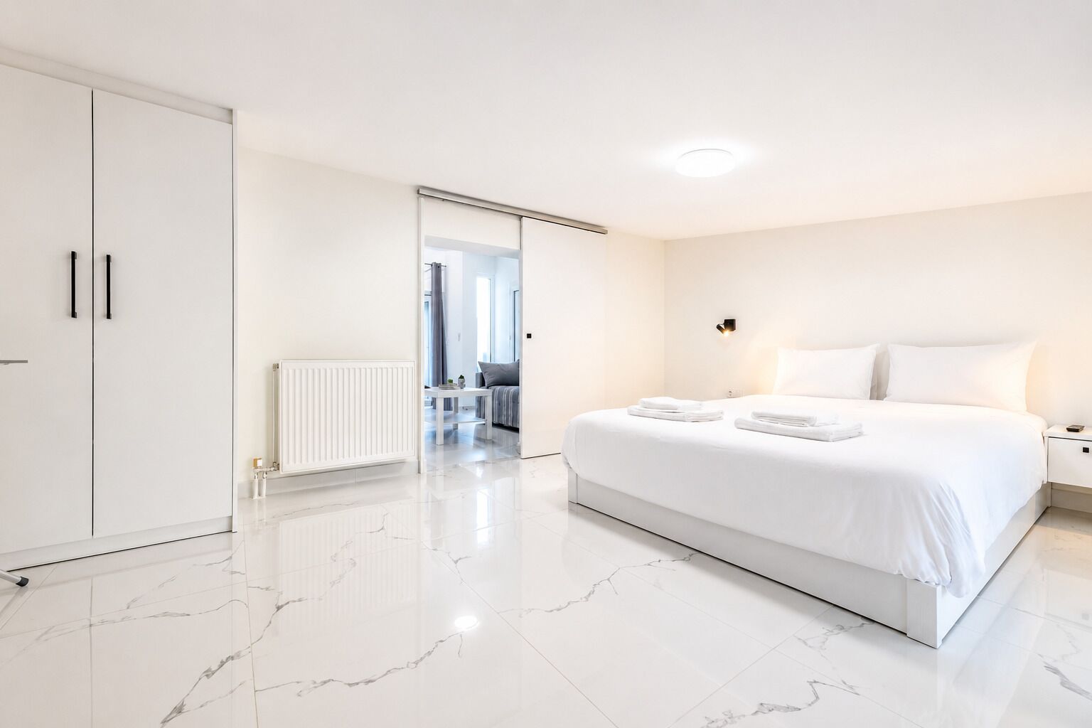 Basic Apartment, Courtyard View | Desk, laptop workspace, iron/ironing board, free WiFi
