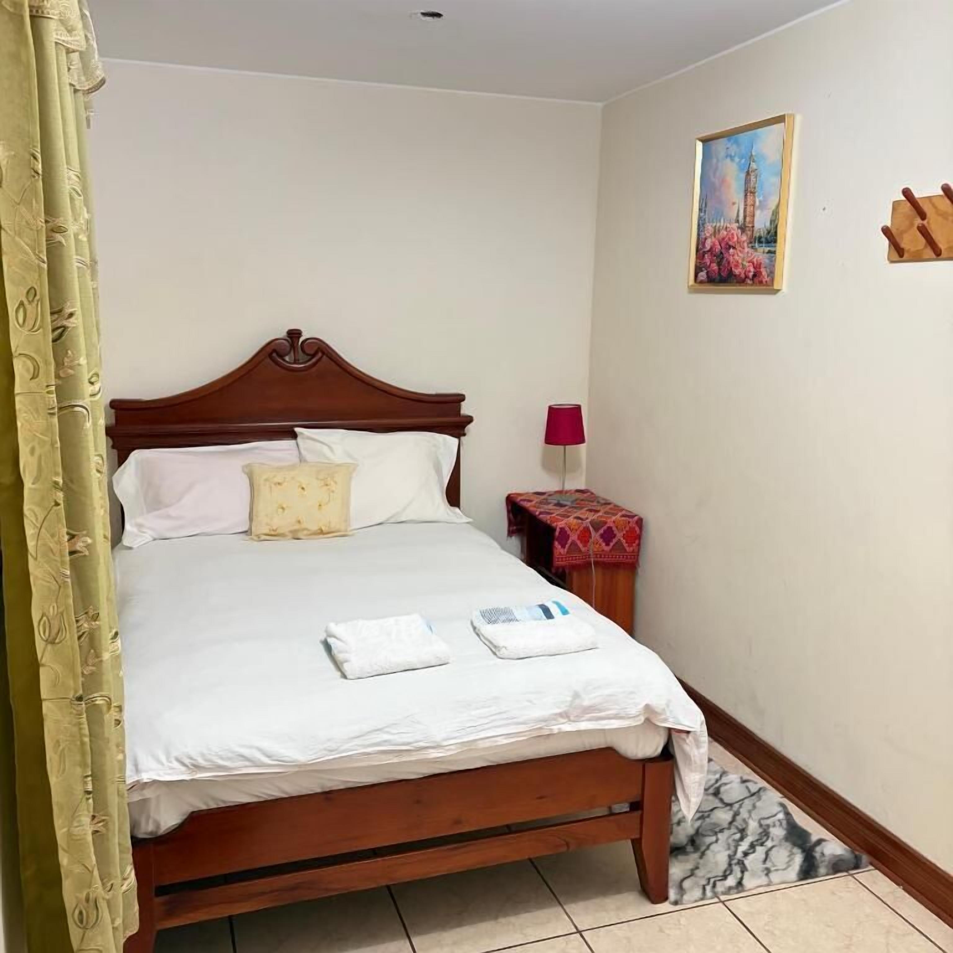 Iron/ironing board, free WiFi