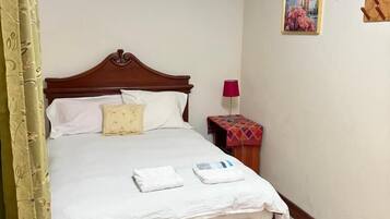 Iron/ironing board, free WiFi
