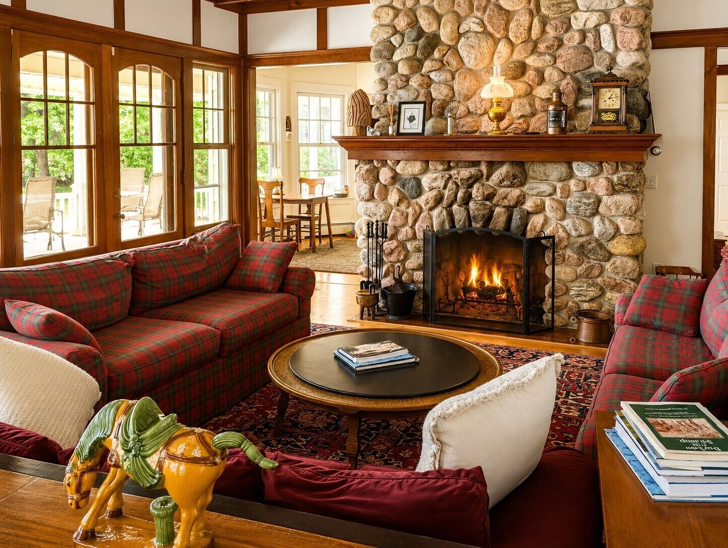 Smart TV, fireplace, offices