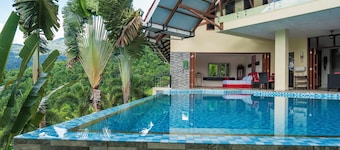 Diamond View Villa, Private Pool & Jacuzzi