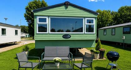 Billing Aquadrome Holiday Park 2-bed Caravan