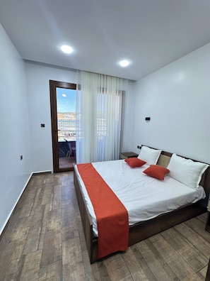 1 bedroom, internet, bed sheets - Skikda Rentals (Skikda)