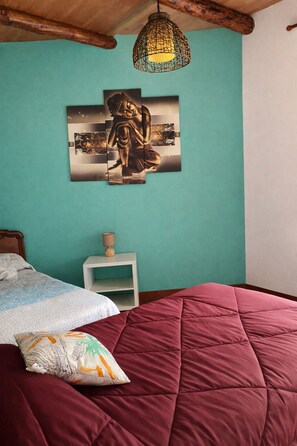 2 bedrooms, iron/ironing board, WiFi (free), bed sheets