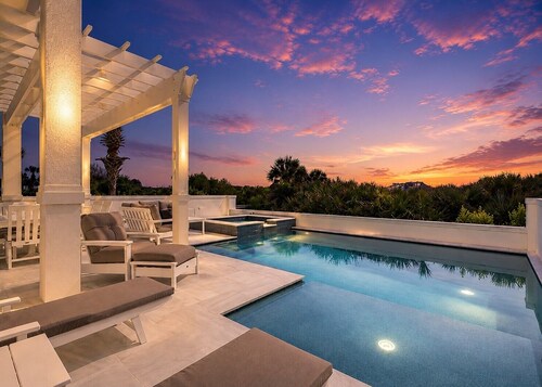 Ocean's Edge - Oceanfront Pool Home in Cinnamon Beach!!