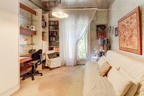 Living area - Vrbo Property (Nice)