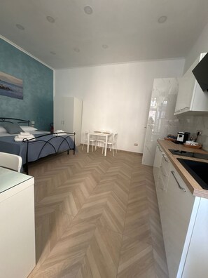 Unclassified image, 2 of 9, button - Marzia's House: A Cozy Apartment in the Heart of Naples (Napoli)