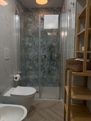 Unclassified image, 5 of 9, button - Marzia's House: A Cozy Apartment in the Heart of Naples (Napoli)