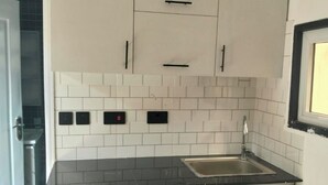 Private kitchen - MPD Deluxe Suites (Kakamega)