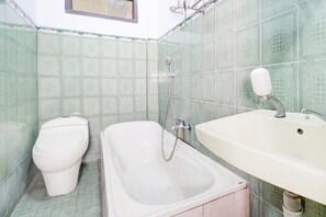 House | Bathroom