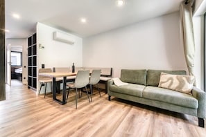 Dining - bsundrix Tiny Homes (Lorüns)