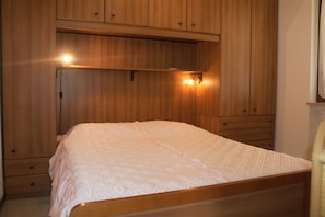Ferienhaus | 1 Schlafzimmer, individuell eingerichtet