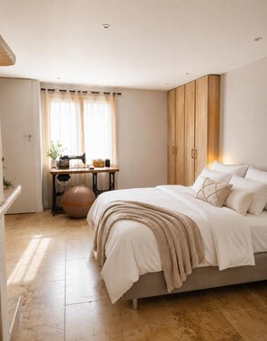 Room - Stunning villa in La Constance, ANTIBES (Antibes)