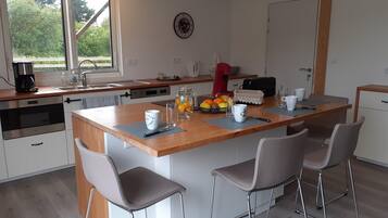 Apartment | Dining