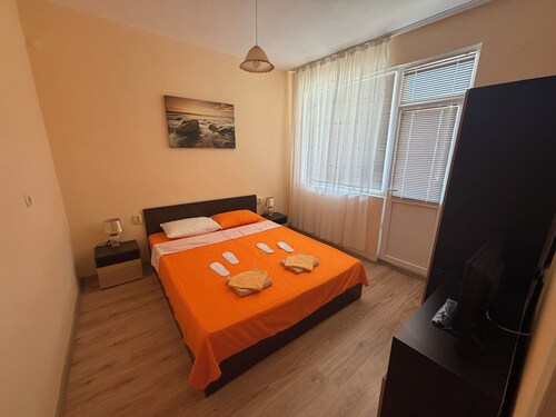 Sea View Apartment with Terrace & Garden in the Heart of Tsarevo
