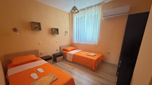2 bedrooms, WiFi, bed sheets - Sea View Apartment with Terrace & Garden in the Heart of Tsarevo (Tsarevo)