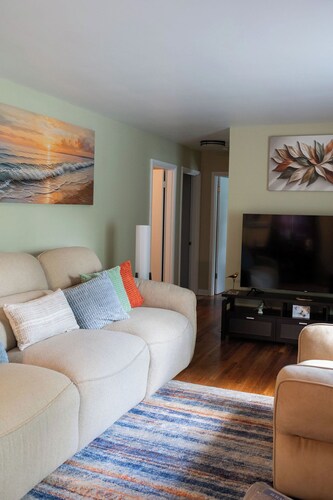 Five minutes from Baptist Health and UK Hospital! Complete relaxation and quiet!