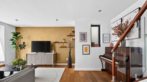 Unclassified image, 2 of 49, button - Turville Street in London (London)
