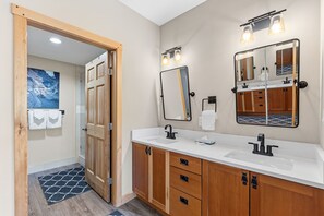 Hair dryer - Center Village Condo | Walk to Lifts | Hot Tubs (Copper)