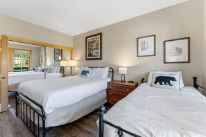 Internet, bed sheets - Center Village Condo | Walk to Lifts | Hot Tubs (Copper)