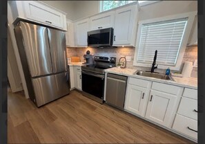 Private kitchen - TowBoat Terrace | MS River View Retreat (Vicksburg)
