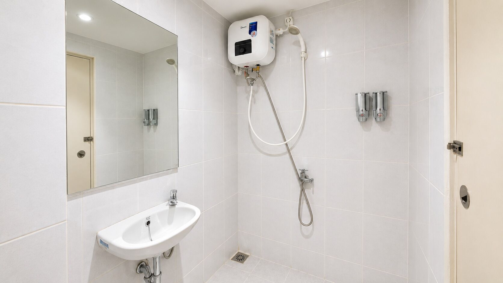 Doppia Deluxe, balcone, vista città | Bagno