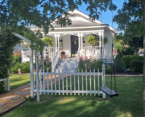 Miss Millie...
Step back in time.  Quaint 1915 cottage in beautiful Oriental