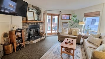 TV, fireplace, table tennis