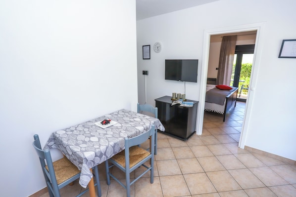 1 bedroom, in-room safe, iron/ironing board, free WiFi - Apartment A2 Villa Irena Poreč (Poreč)