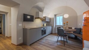Interior - Cosy apartment for 6 people with WIFI, TV and balcony (Ossana)
