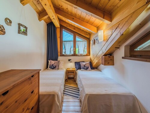 Nice apartment for 5 people with WIFI, TV and patio