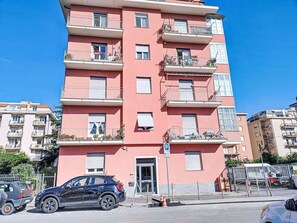 Uklassifisert bilde, 3 av 17, knapp