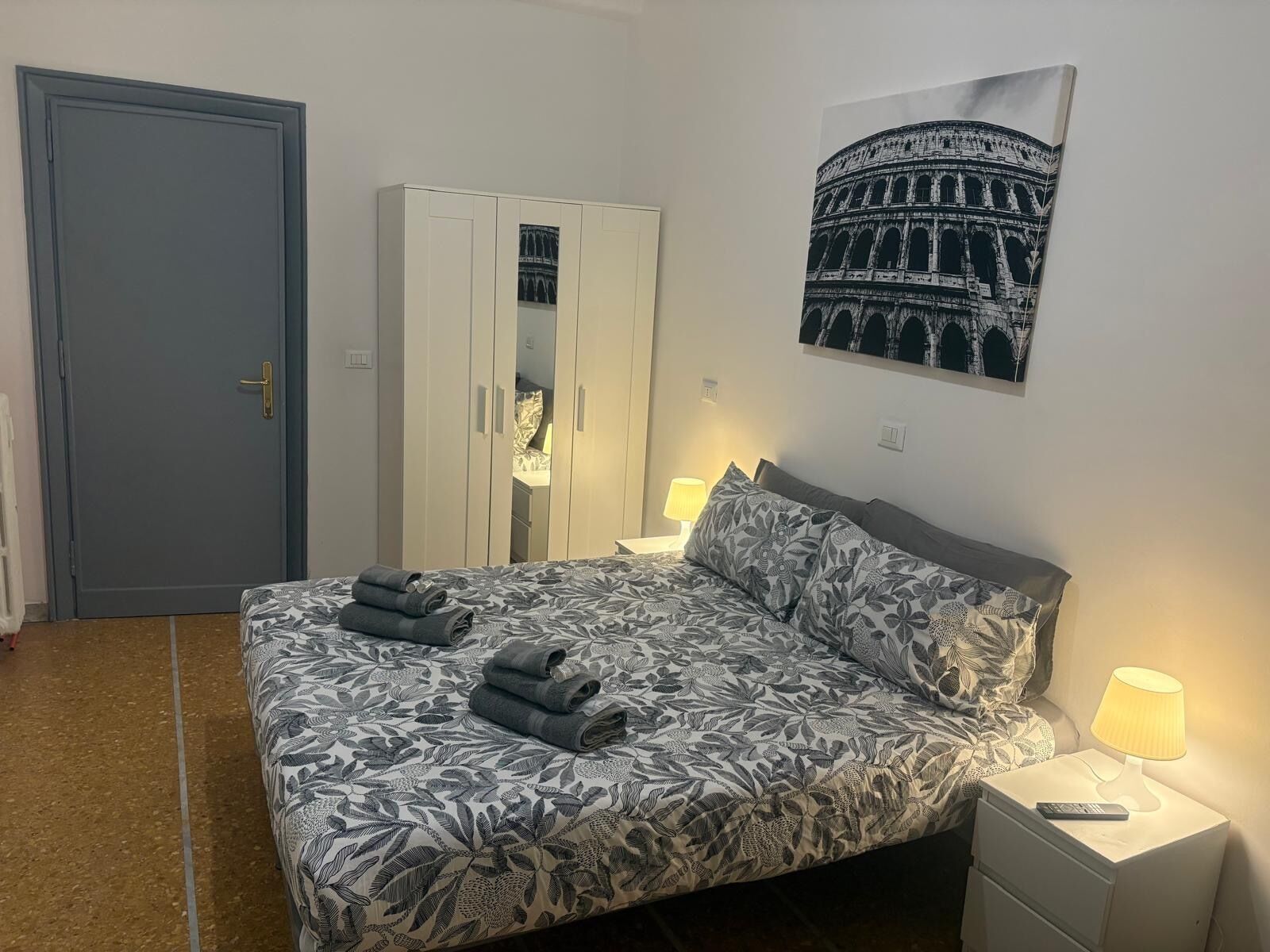 Camera Standard con letto matrimoniale o 2 letti singoli | Minibar (con alcuni snack e alcune bevande gratis)