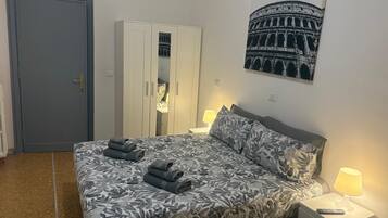 Camera Standard con letto matrimoniale o 2 letti singoli | Minibar (con alcuni snack e alcune bevande gratis)