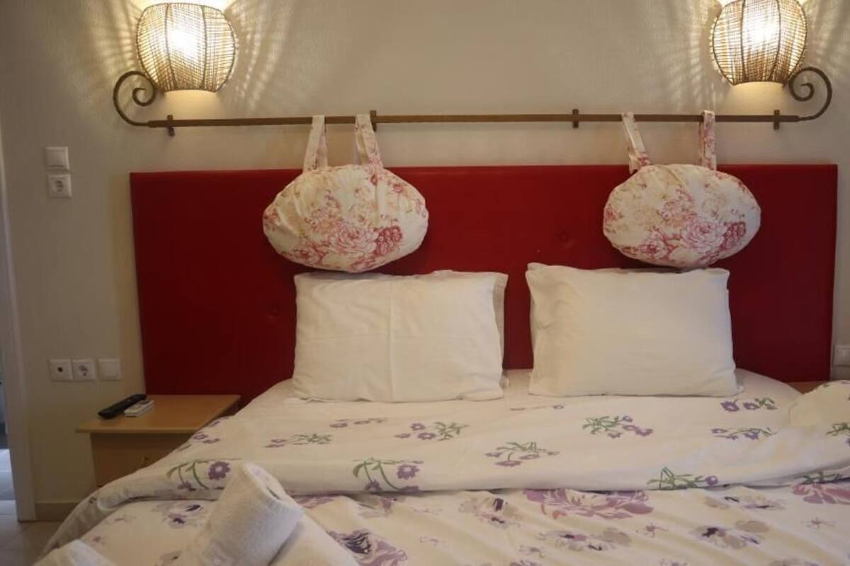 Chambre Double Économique, balcon | Coffres-forts dans les chambres, Wi-Fi gratuit
