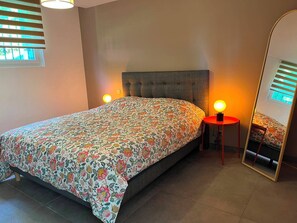 Iron/ironing board, internet, bed sheets - Apartment in a Basque-style house, with a tree-lined garden, pool, hot tub, and ocean views; ideal for 6 people. (Briscous)
