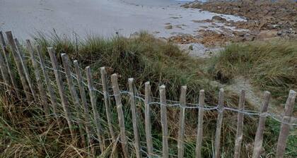 Charming Coastal Cottage 200m From Beach
