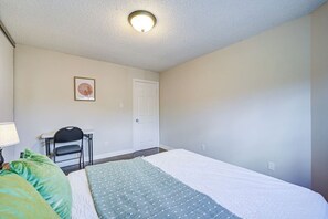Desk, iron/ironing board, travel crib, free WiFi