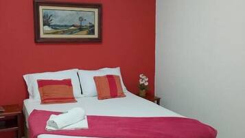 Free WiFi, bed sheets