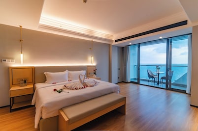 Billions Hotel 