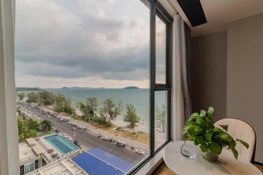 Deluxe Triple Room, Air conditioning, Sea View | Interior