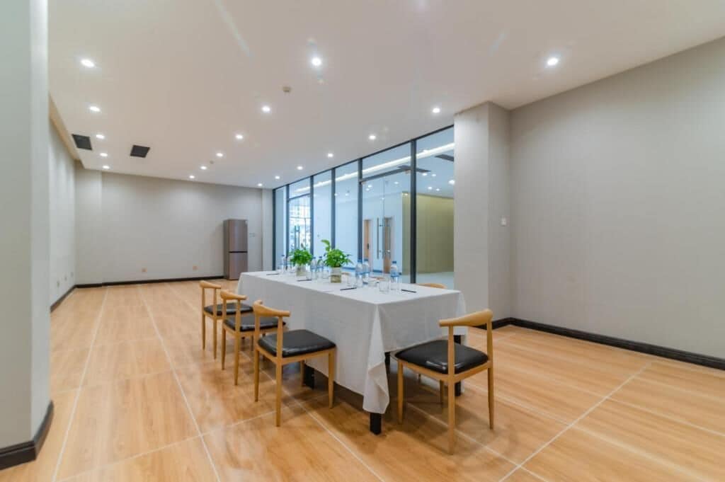 Meeting facility