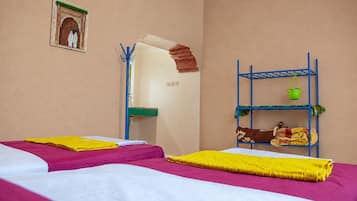 Comfort-Einzelzimmer, Terrasse, Gartenblick | Verdunkelungsvorhänge, schallisolierte Zimmer, Bügeleisen/Bügelbrett