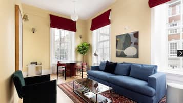 Apartment, 1 Bedroom | Living area