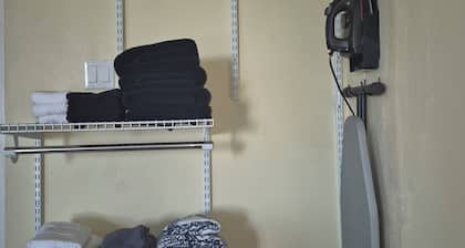 Cozy Studio Guests Suite in Runaway Bay