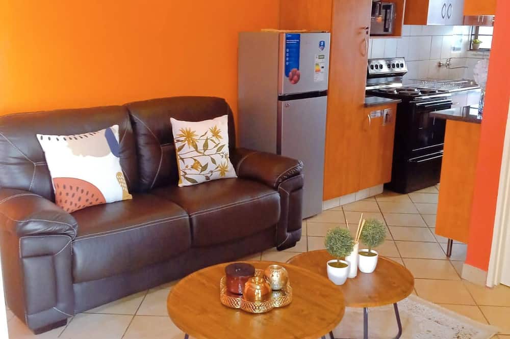 Charming 2-bedroom Apartment in Mbombela With Nature View
