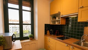 Coffee/tea maker, fridge, microwave, oven - 16654709LIONS Cannes Central Hub - Walk to the Palais (Cannes)