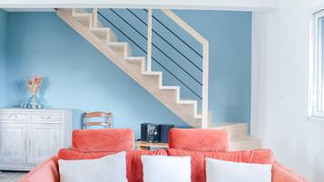 House | Living room